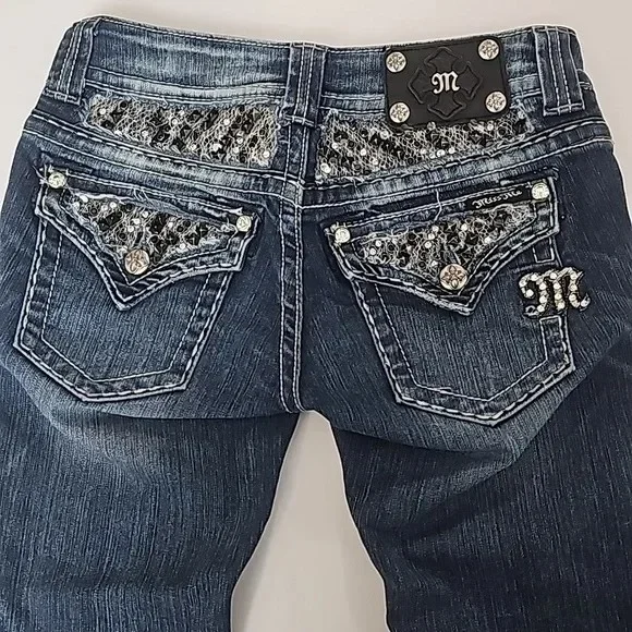 Gotyckie jeansy z haftem diamentowym rozkloszowane vintage Y2K Szary
