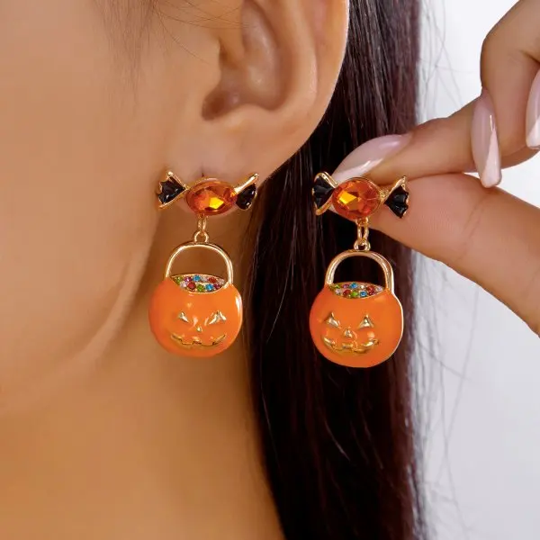Gotyckie kolczyki na Halloween ze szkieletem, czaszką i czarnym kotem Er25y0249 2