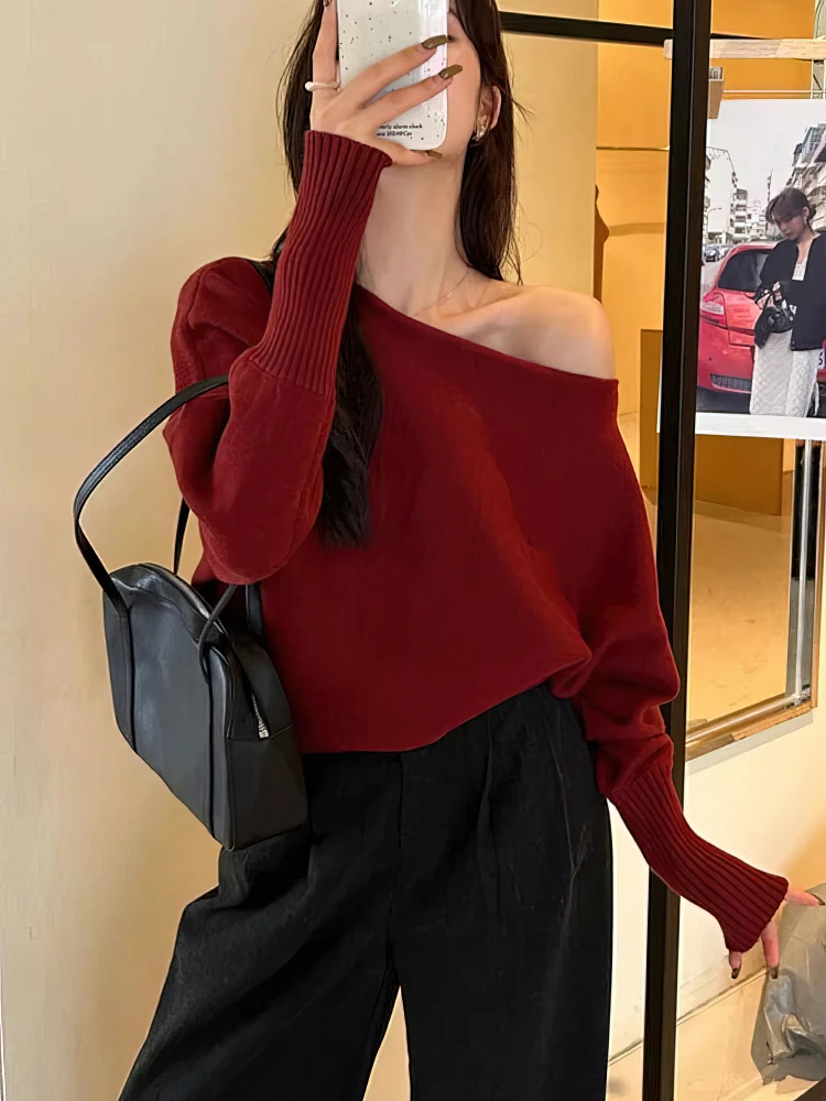 Gruby sweter damski z odkrytymi ramionami w stylu koreańskim Bordowy