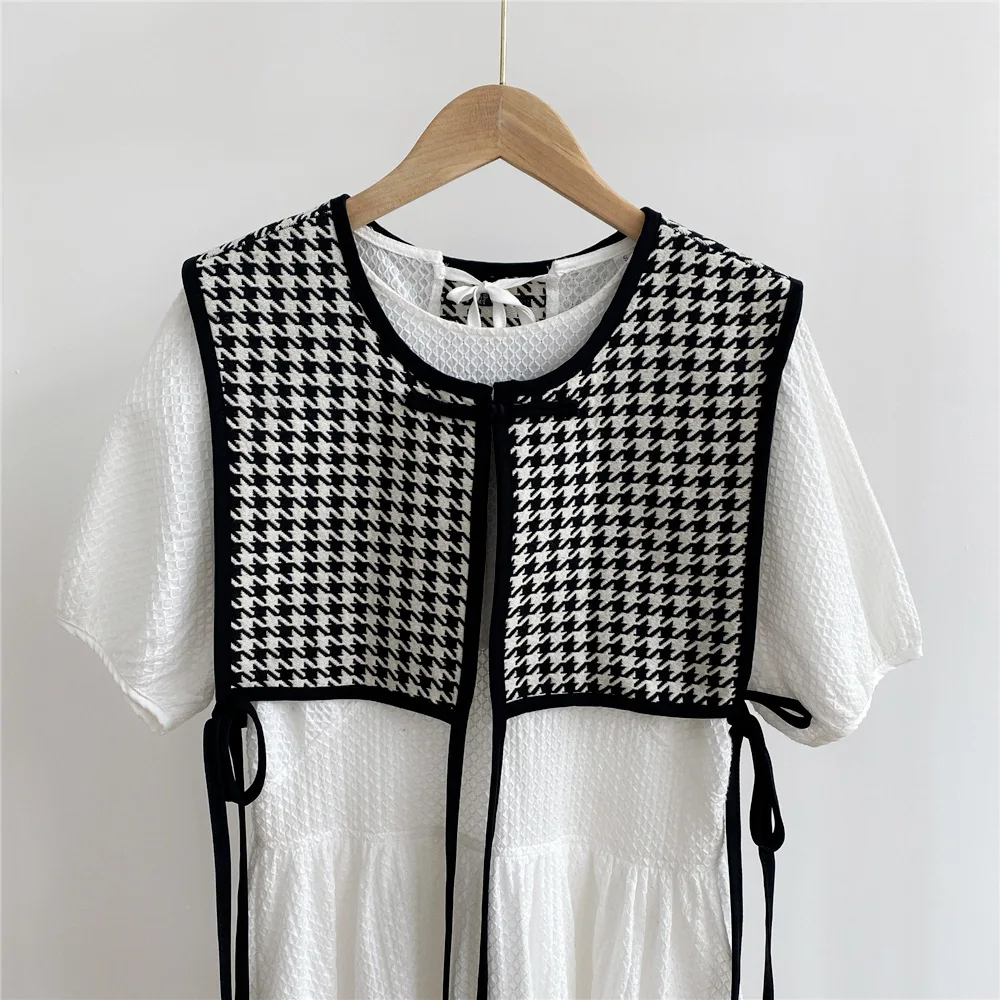 Haftowana kamizelka damska sznurowana w stylu vintage Czarny