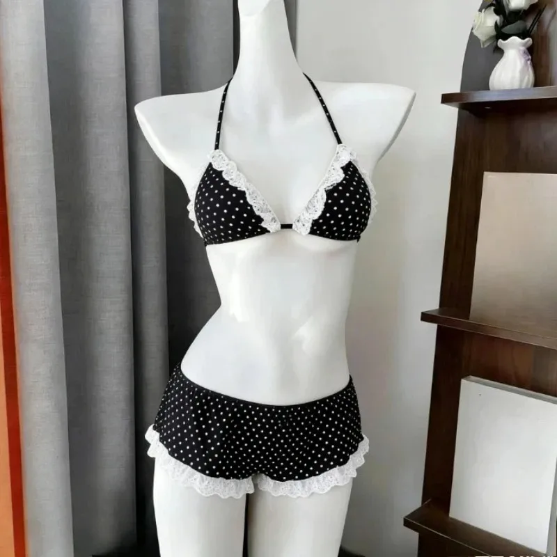 Kawaii bikini z falbankami wiązane na szyi — japoński styl Pomarańczowa czerwona