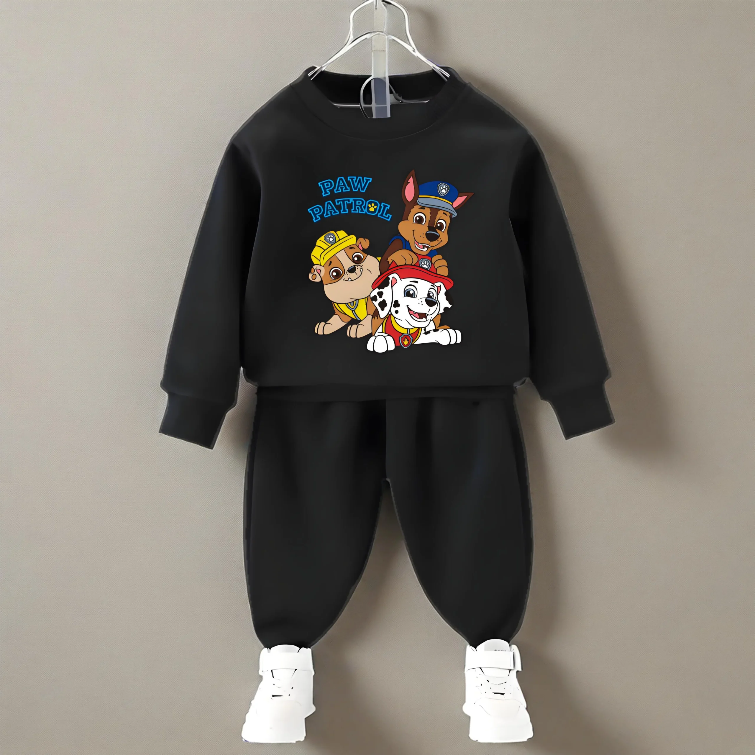 Komplet dresowy dla chłopca - bluza z kapturem i spodnie Black1