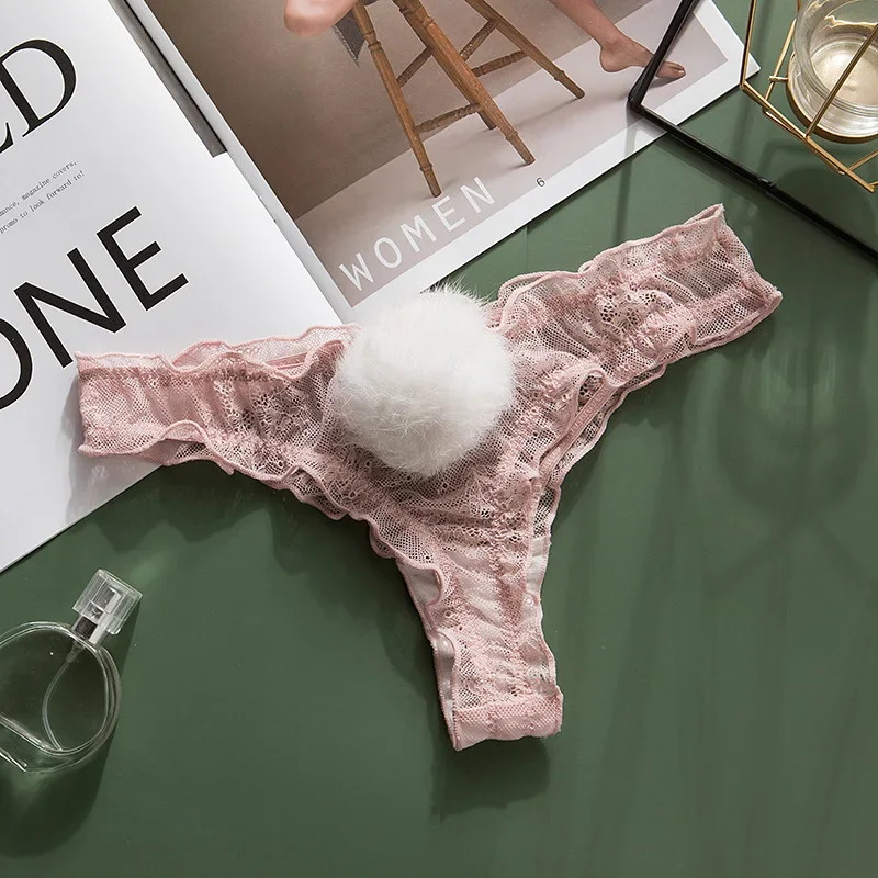 Koronkowe stringi damskie w stylu vintage z ogonem królika Różowy