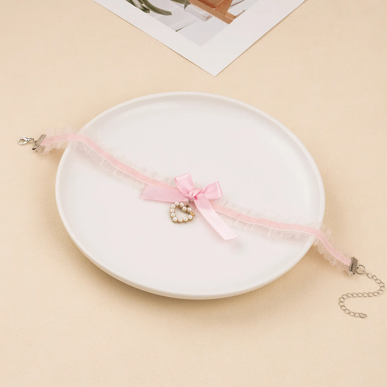 Koronkowy choker z kokardką w stylu lolita Różowy