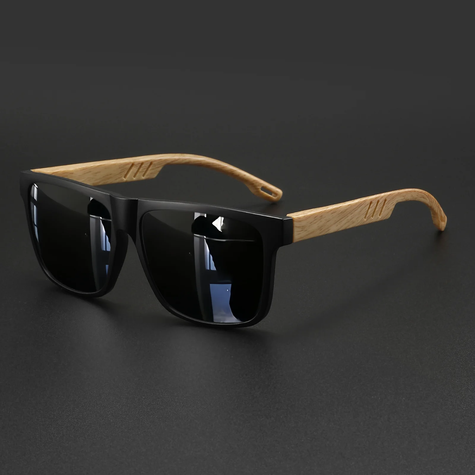 Kwadratowe okulary przeciwsłoneczne unisex w drewnianej oprawie UV400 Czarny