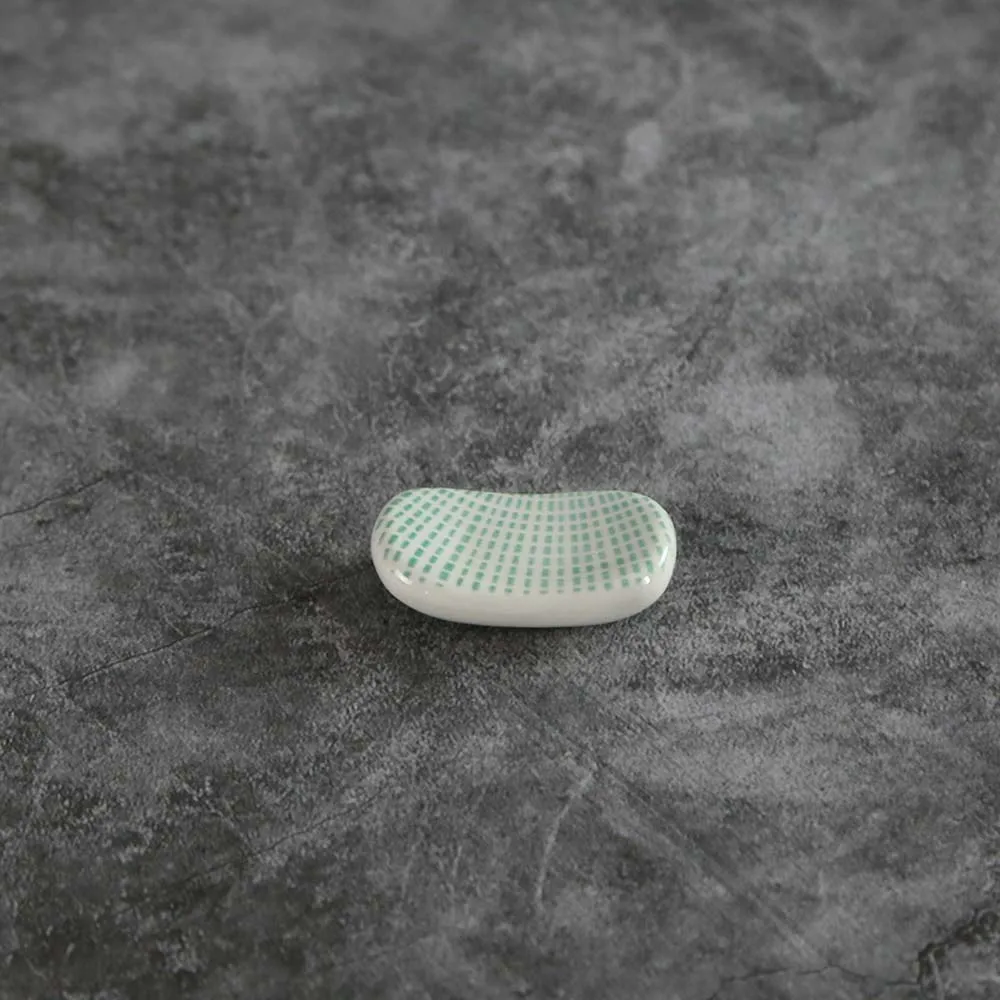 Kwadratowy ceramiczny uchwyt na pałeczki - podstawka Wielo