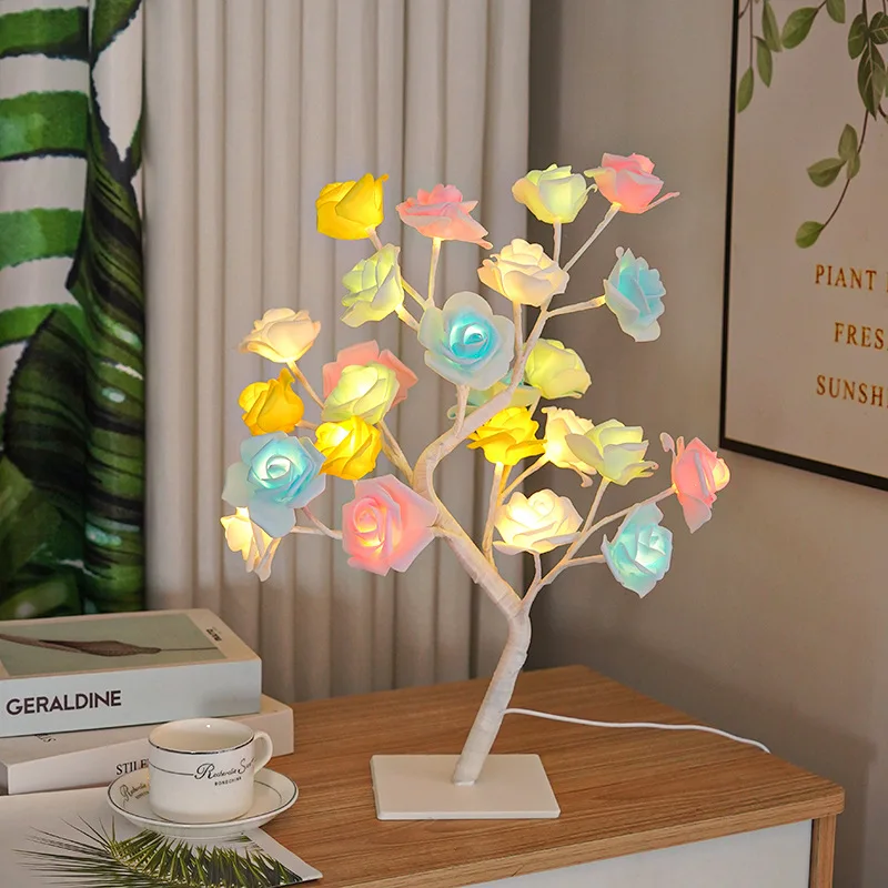 Lampka nocna w ksztalcie drzewka LED zasilana USB Biały