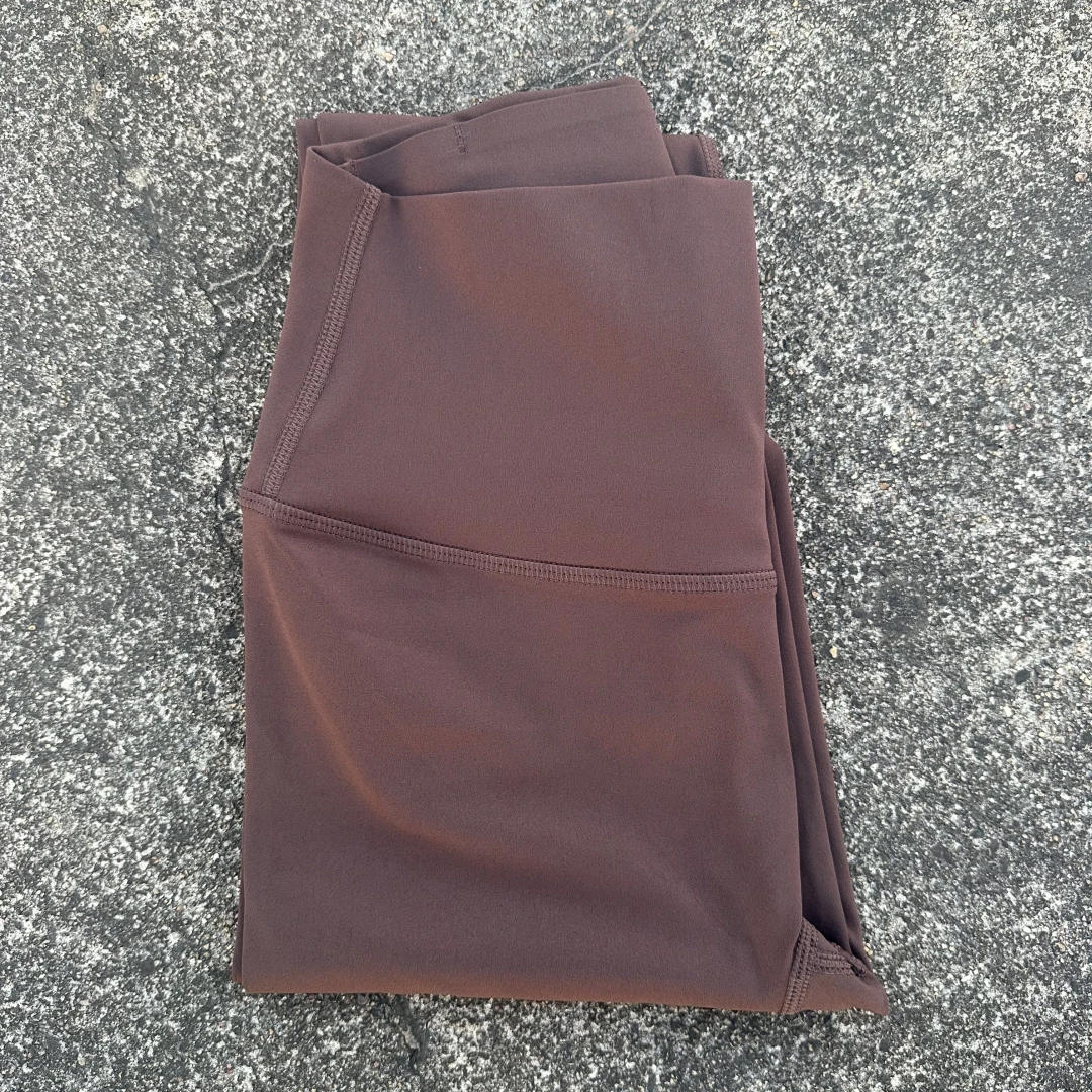 Legginsy do jogi z wysokim stanem, gładkie i miękkie Kawa destylowana