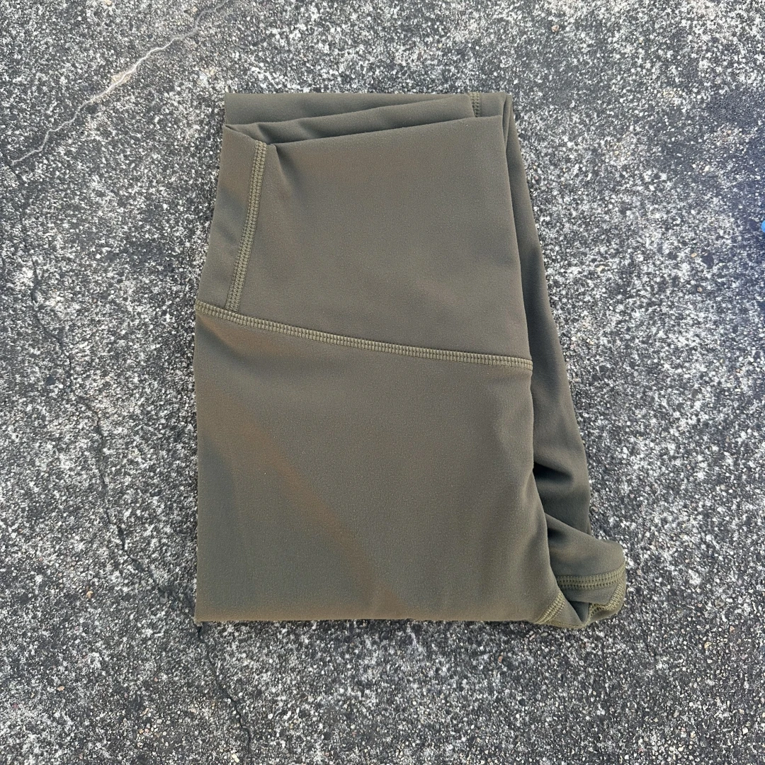 Legginsy do jogi z wysokim stanem, gładkie i miękkie Oliwkowa zieleń