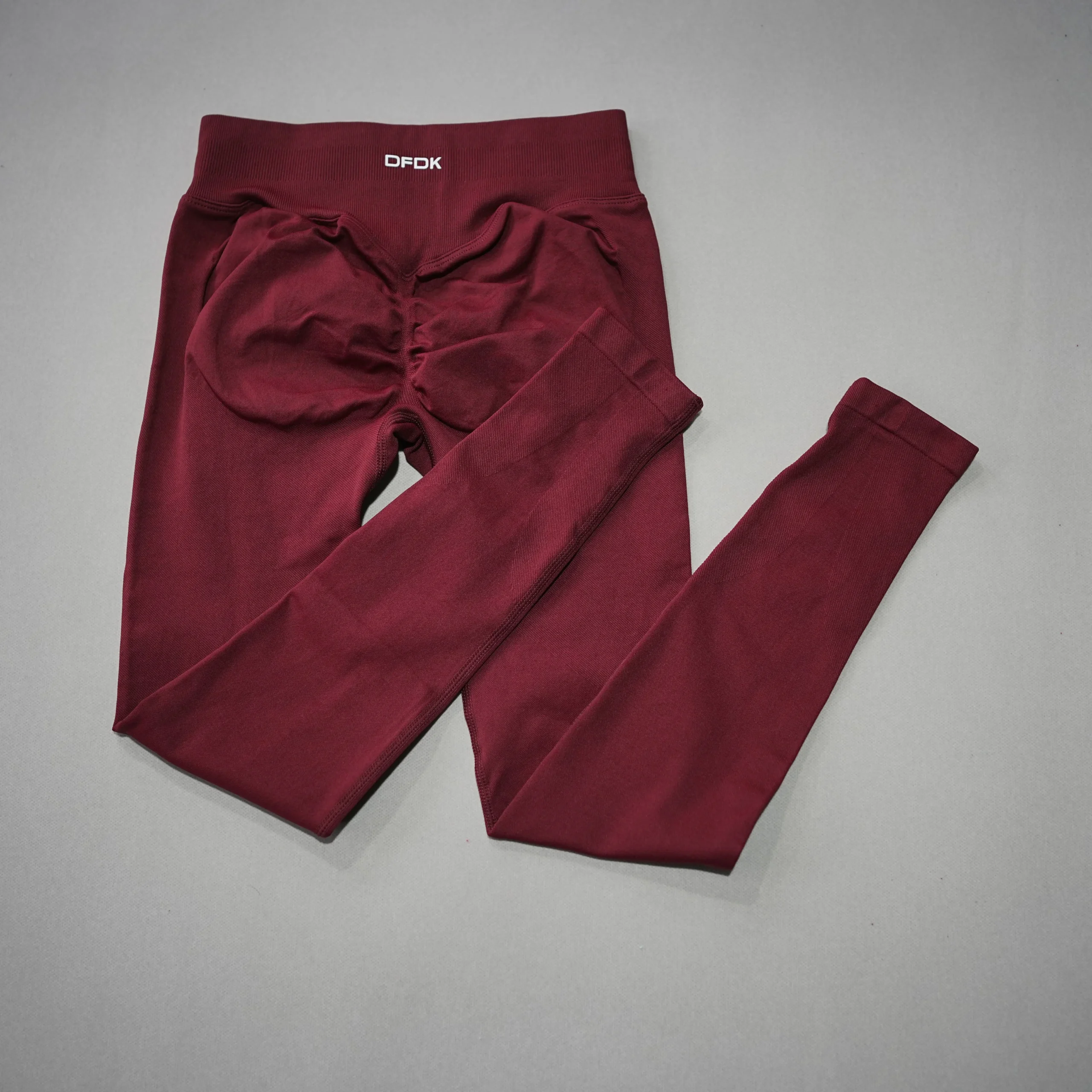 Damskie legginsy sportowe z wysokim stanem unoszące pośladki Brązowy