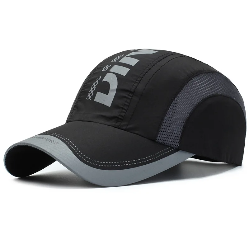 Lekka oddychająca czapka z daszkiem do biegania unisex Czarny