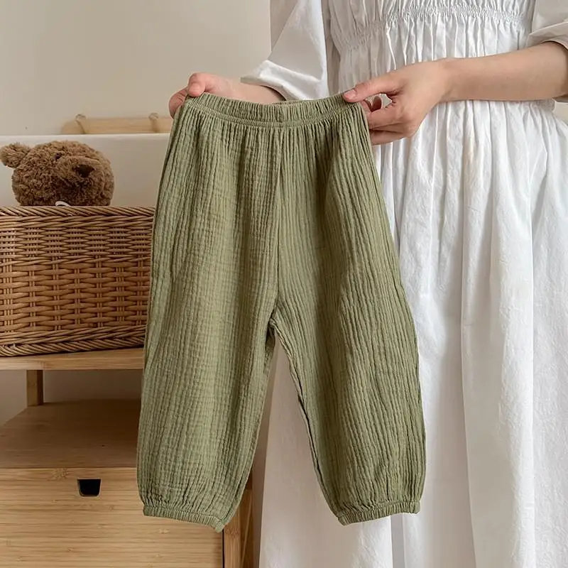 Lekkie letnie spodnie dziecięce chroniące przed komarami P1