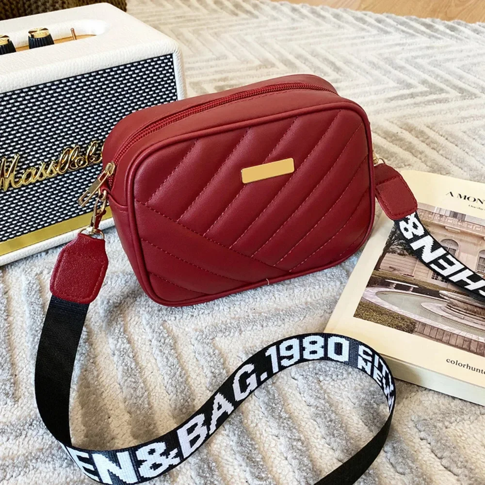 Mała torebka na aparat i telefon ze skóry PU — crossbody Czerwony