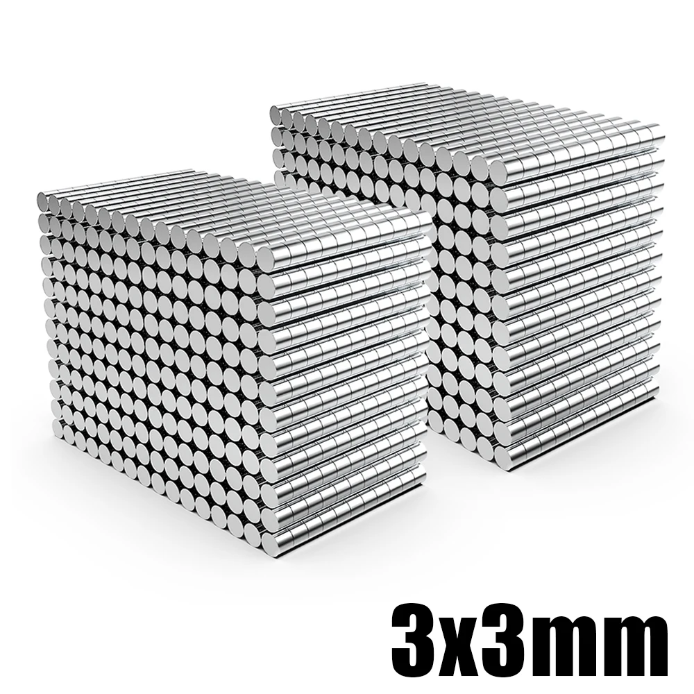 Małe magnesy na lodówkę do biura 3x3 mm Biały