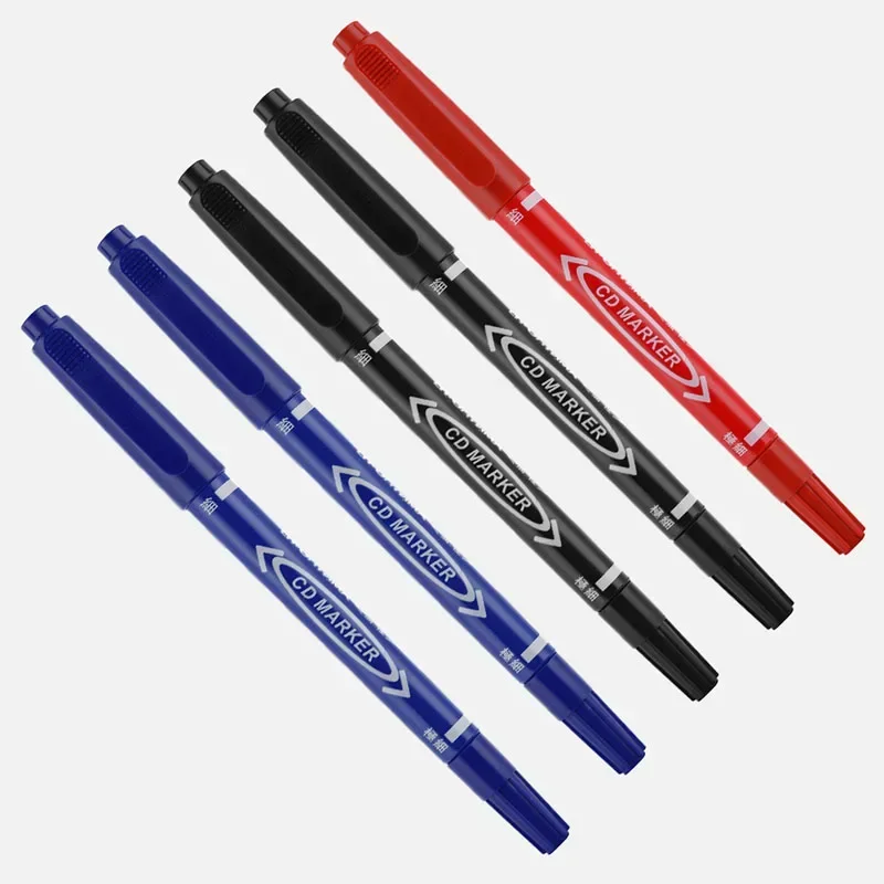 Markery permanentne Twin Tip zestaw 5/10 szt. — czarne, niebieskie, czerwone Niebieski