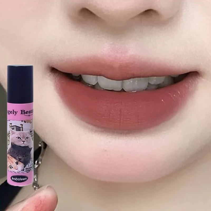 Matowa szminka w płynie velvet, wodoodporny tint do ust Jasny róż