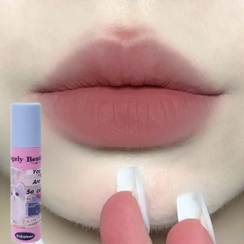 Matowa szminka w płynie velvet, wodoodporny tint do ust Róża czerwona