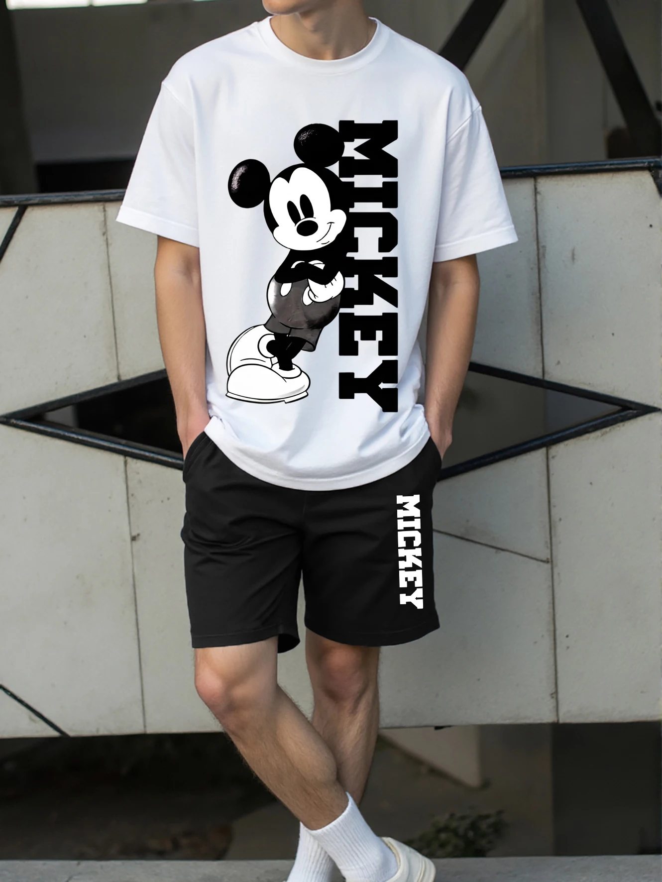 Męski komplet T-shirt i szorty z nadrukiem Myszki Biały