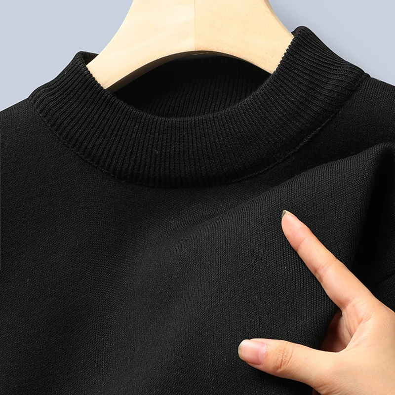 Męski sweter polarowy z dekoltem okrągłym na jesień i zimę Czarny
