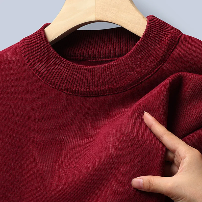 Męski sweter polarowy z dekoltem okrągłym na jesień i zimę Bordowy