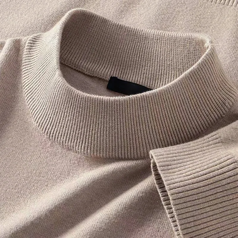 Męski sweter z półgolfem dopasowany ciepły gładki Beżowy