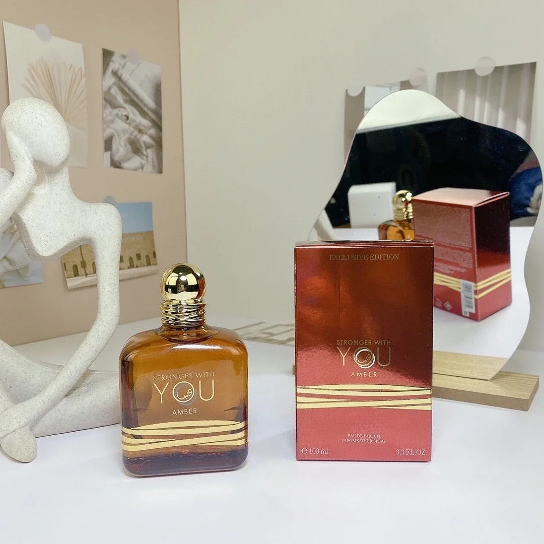 Unbounded Love EDP - męskie perfumy w sprayu do ciała Beżowy