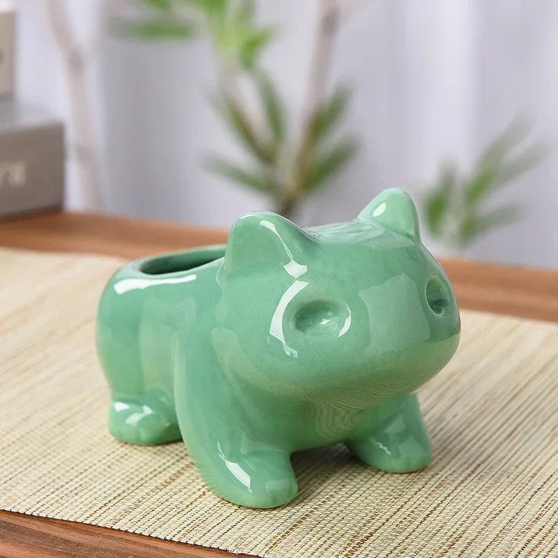 Mini ceramiczna doniczka na sukulenty z otworem Bordowy