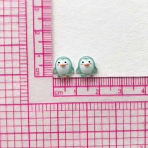 Mini figurki pingwinów z żywicy 9 mm do rękodzieła 50 szt Jasnozielony
