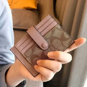 Mini portfel kopertowy na karty i dokumenty — cienki i elegancki Różowy