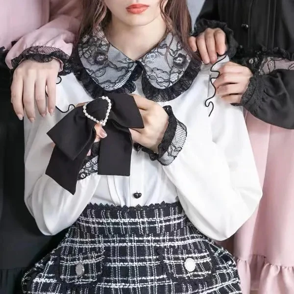 Mini spódniczka w kratę z szelkami i koronką w stylu Lolita Biały