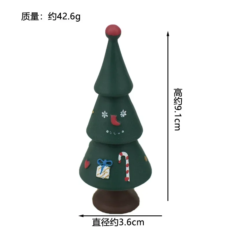 Miniaturowa figurka japońskiego kota – dekoracja biurka w stylu Zakka Mięta