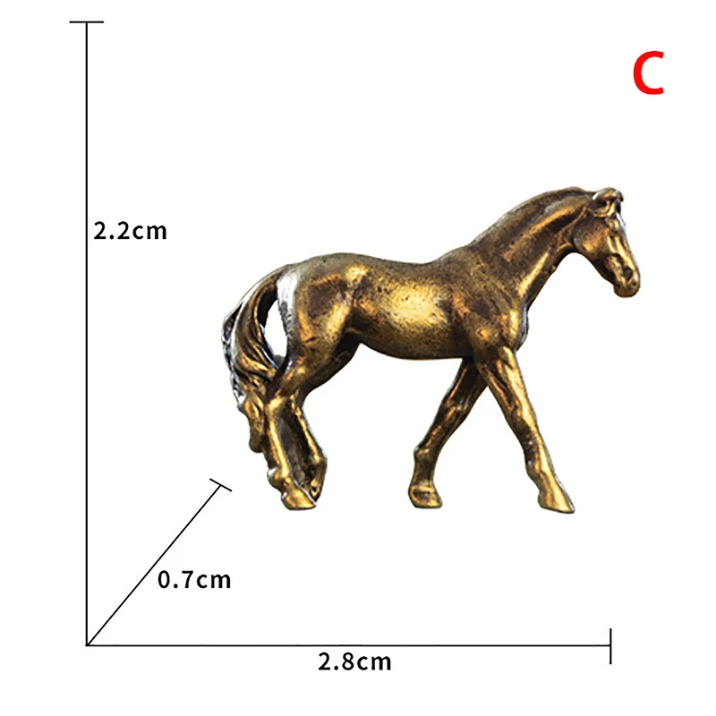 Mosiężna figurka konia – miniatura Feng Shui na biurko Jasnożółty