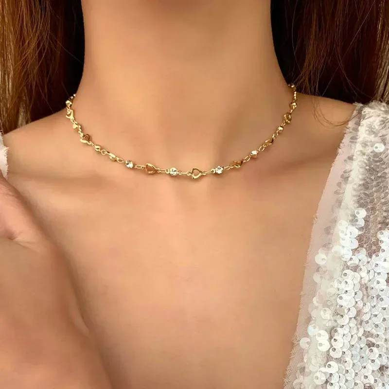 Naszyjnik choker z cyrkoniami i długim frędzlem 77603