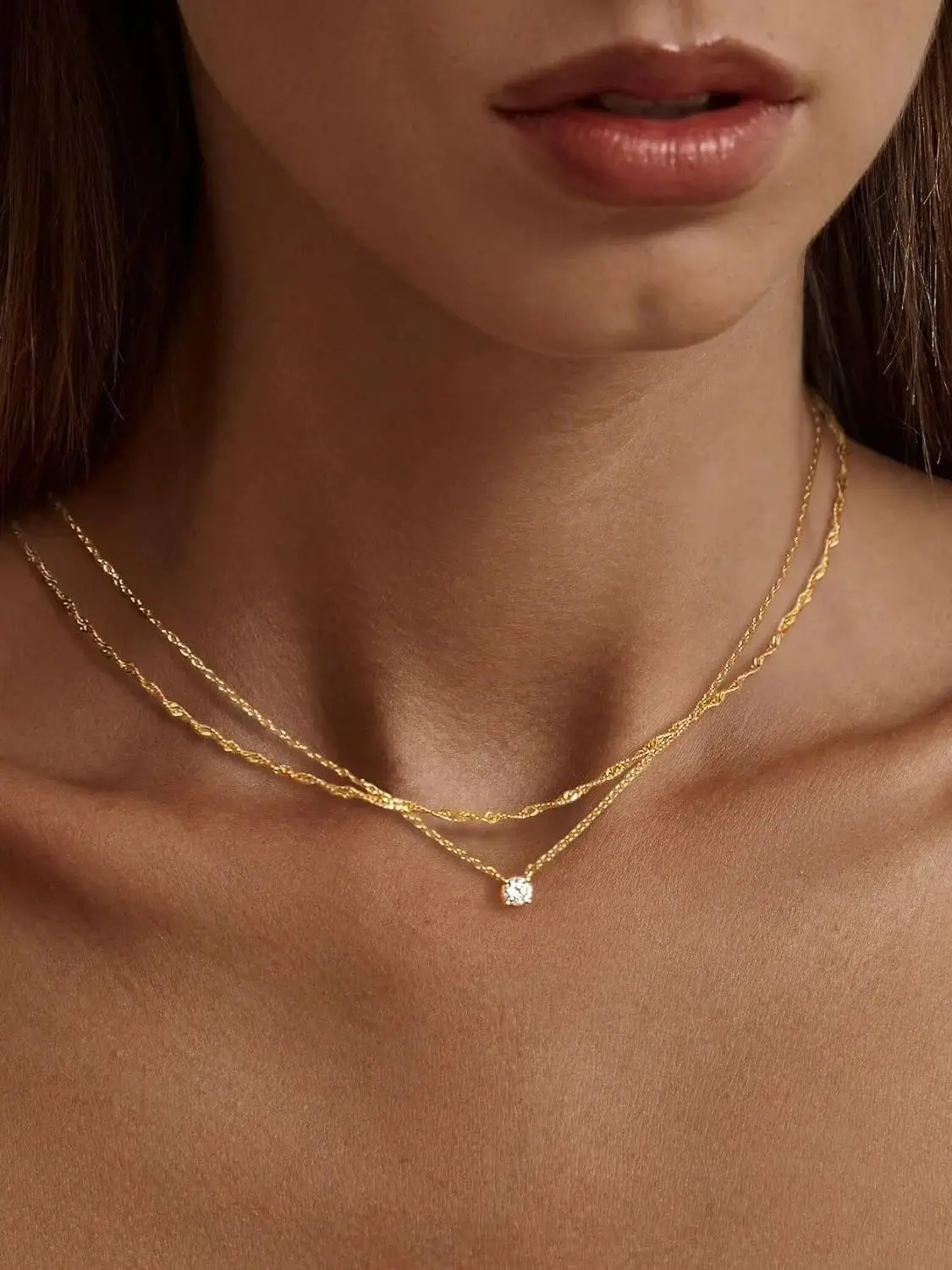 Naszyjnik choker damski z cyrkonią pozłacany Złoty