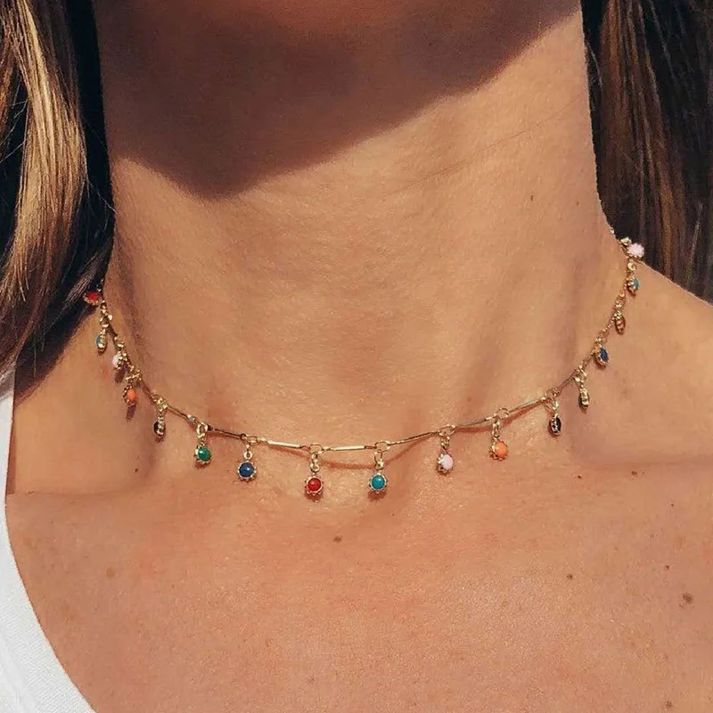 Naszyjnik choker z frędzlami w kolorach cukierkowych Hzs 117