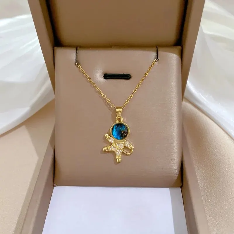 Naszyjnik ze stali tytanowej z motywem planet i gwiazd Necklace d