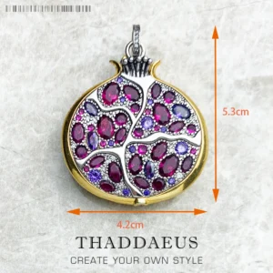 Naszyjnik z wisiorkiem - drzewo, motyl, ptak i kot Czarny