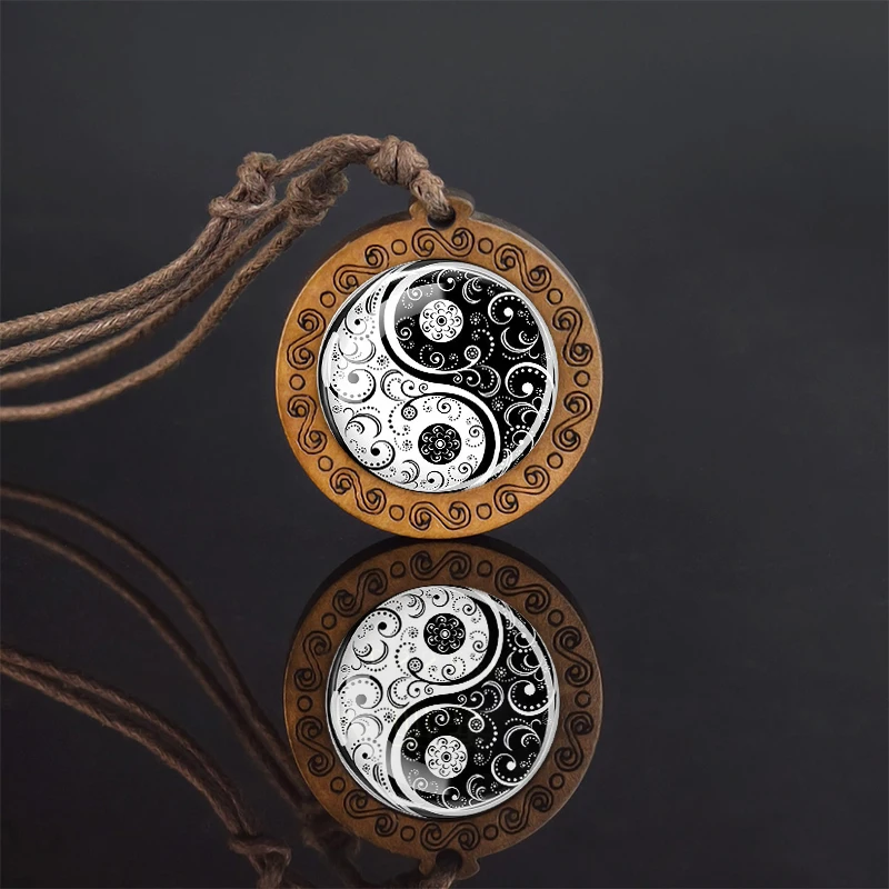 Naszyjnik Yin Yang z drewna i szkła wisiorek retro Antyczny brąz platerowany
