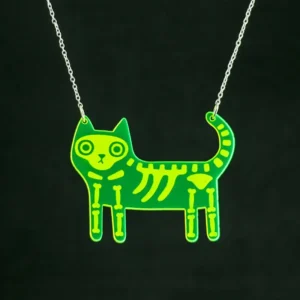 Naszyjnik z zielonym akrylowym szkieletem kota, styl punk Cat