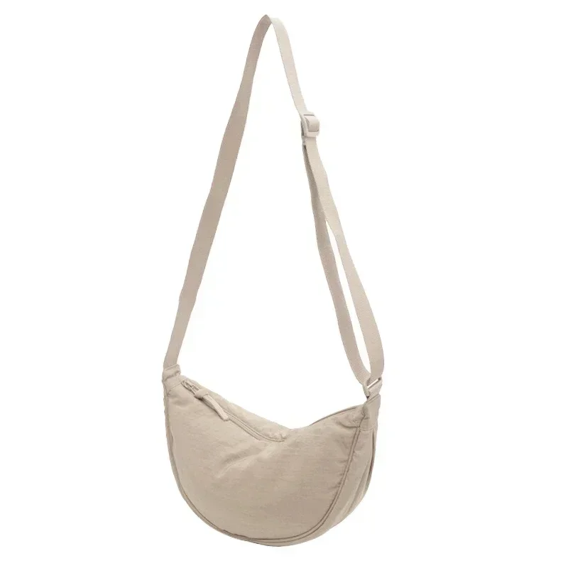 Nylonowa torba crossbody w kształcie półksiężyca — duża pojemność Beżowy
