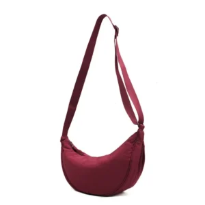 Nylonowa torba crossbody w kształcie półksiężyca — duża pojemność Ciemny czerwony