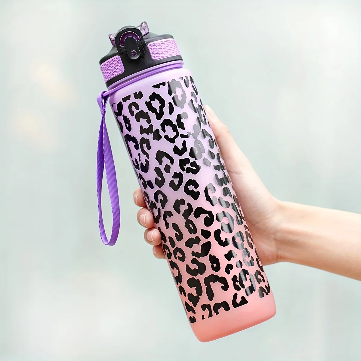 Outdoor butelka na wodę 1000 ml z pokrywką i uchwytem Fioletowy