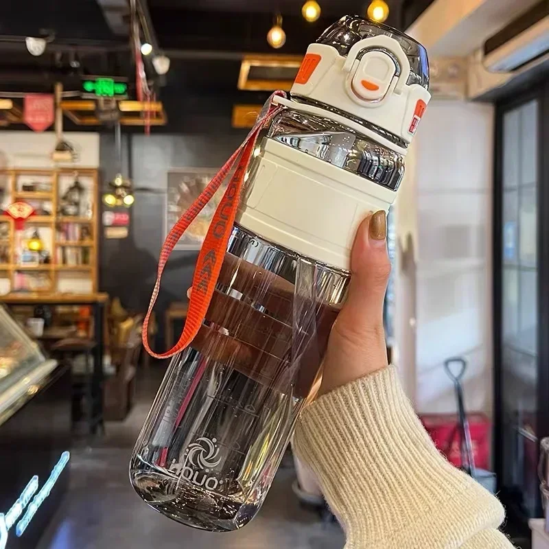 Plastikowy bidon szkolny 750 ml i 1 litr dla dzieci żółty