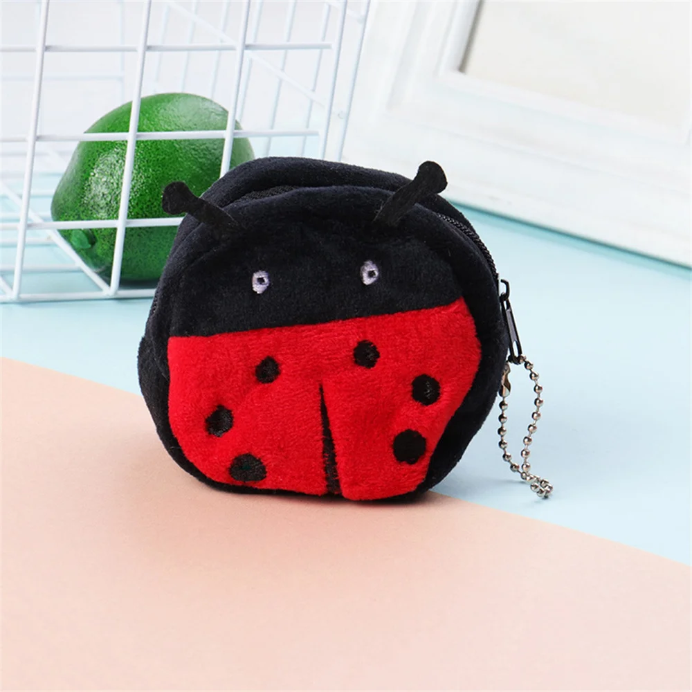 Pluszowa portmonetka dla dziewczynki na zamek Ladybug 8.5