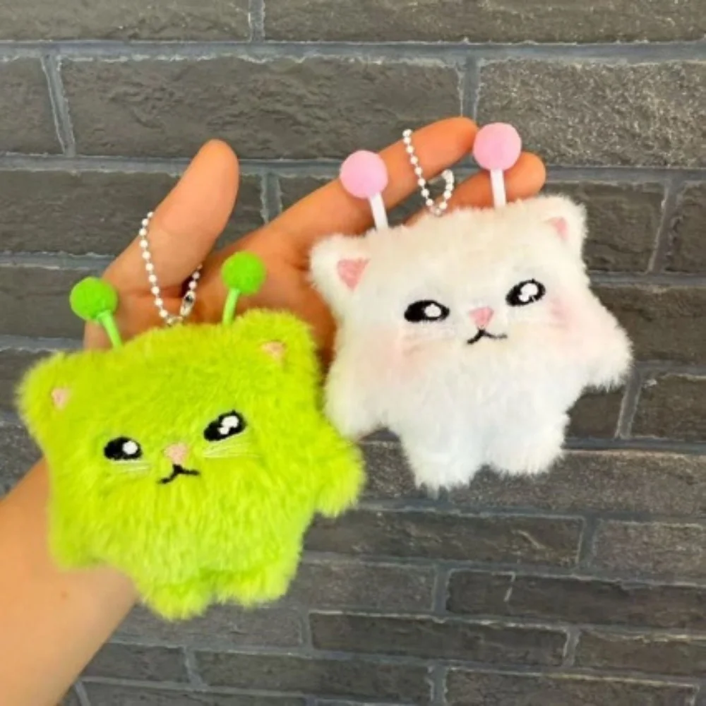 Pluszowy brelok kot kosmita kawaii – zestaw 2 sztuk Biały