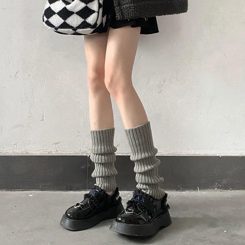 Prążkowane ocieplacze na nogi w stylu Y2K Goth Szary