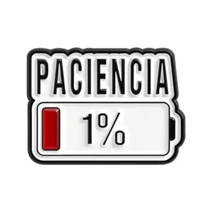 Przypinka emaliowana "Cierpliwość 1%" z motywem baterii Jak pokazano