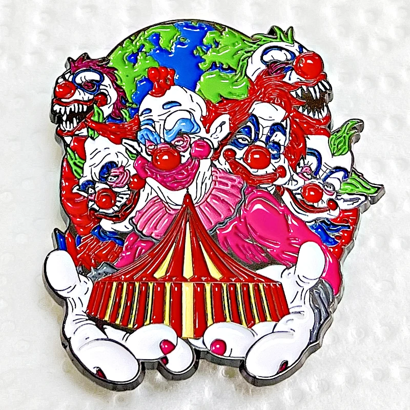 Przypinka emaliowana Killer Klowns horror sci-fi Uniwersalny
