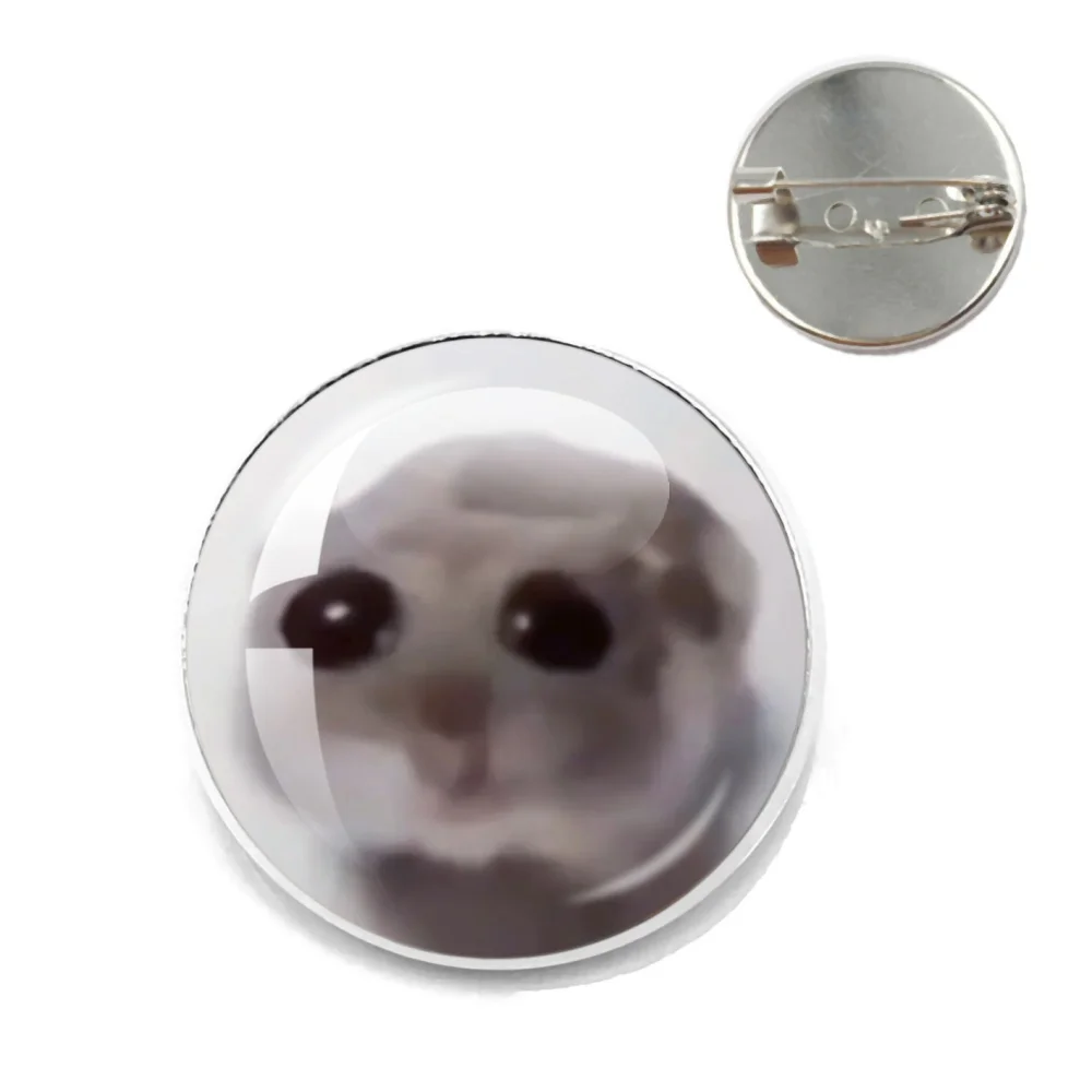 Przypinka smutny chomik mem broszka 6
