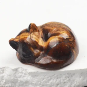 Rzeźbiona figurka kota z kamienia naturalnego - mini ozdoba Jasnożółty